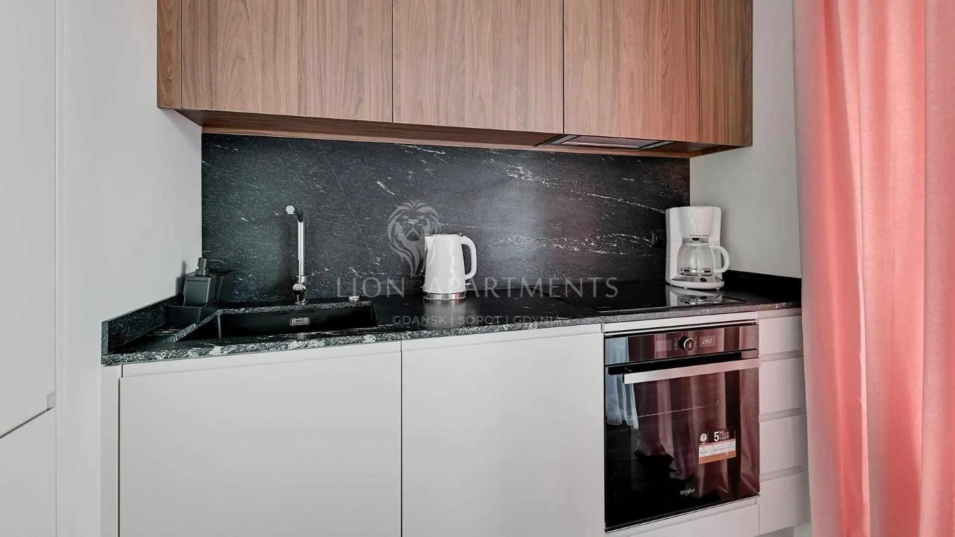 Scala 60C City Center Apartments & Studio By Lion Apartments Gdansk Poland