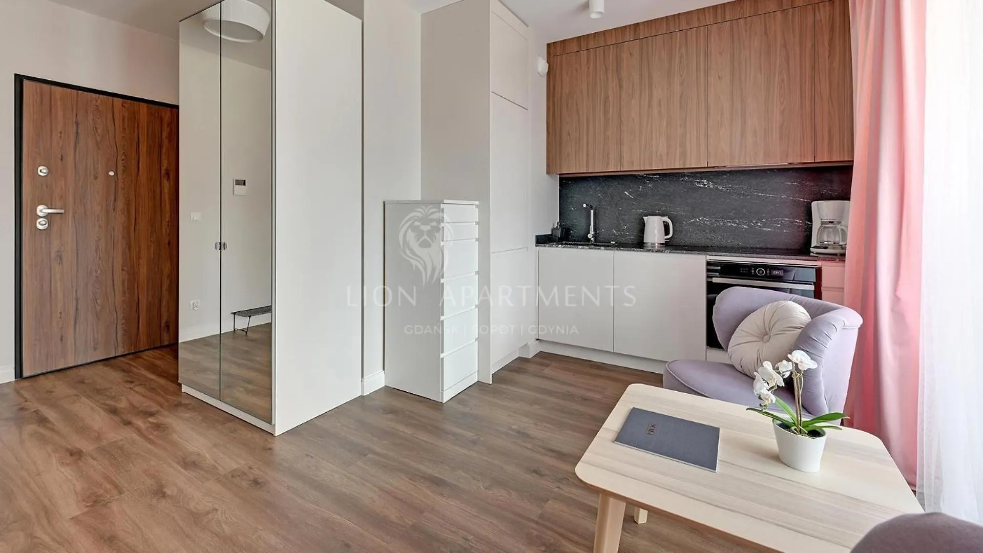 Aparthotel Scala 60C City Center Apartments & Studio By Lion Apartments Danzica